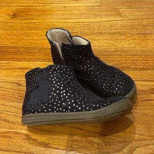 Cat & Jack Navy w/Gold Metallic stars Bunny accent